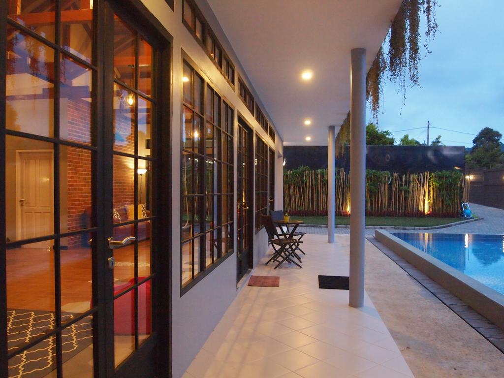 Manoko Ville * Bandung