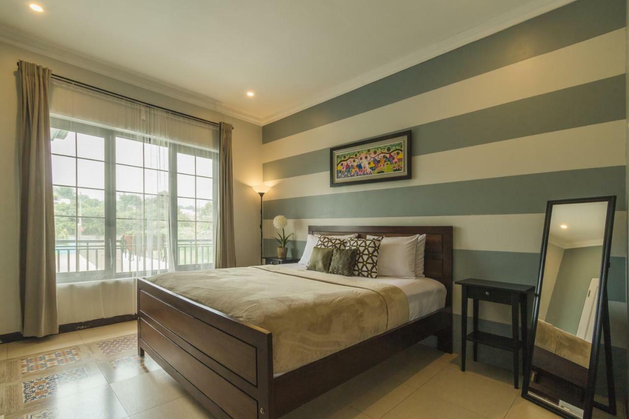 Manoko Ville Villa Bandung