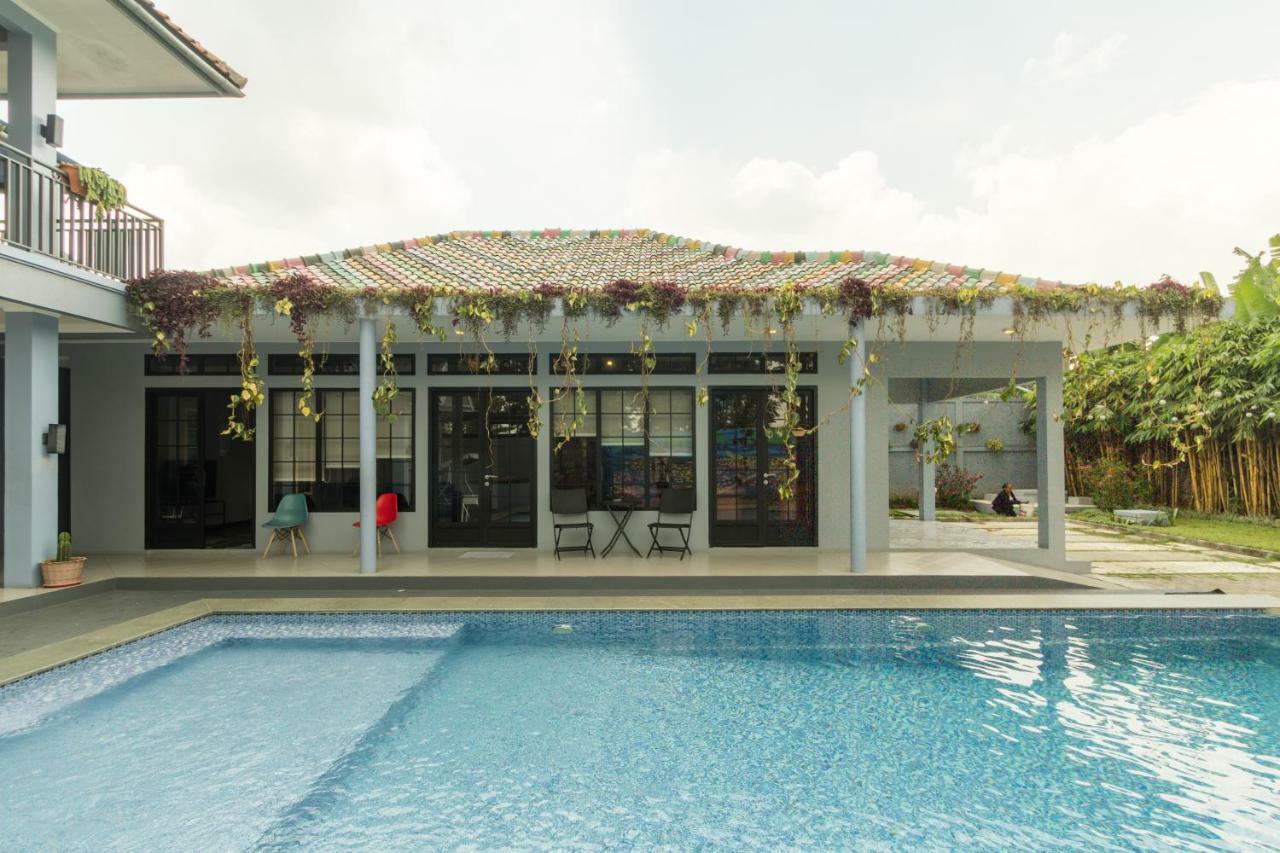 Villa Manoko Ville